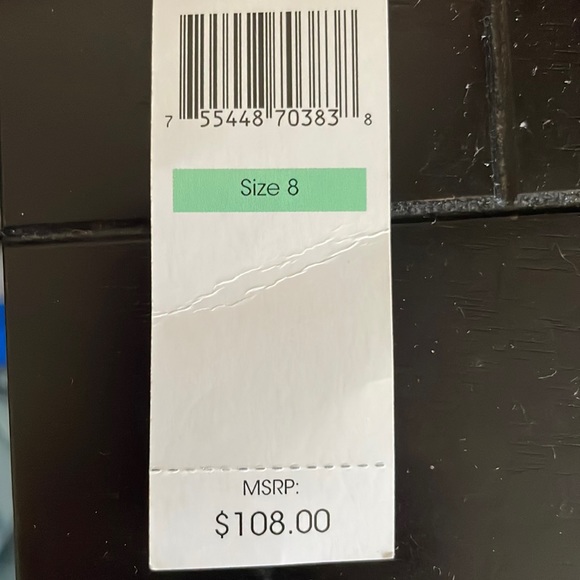 Carmen Marc valvo swimwear. Palm green one piece with low back. Size 8 - Picture 4 of 4